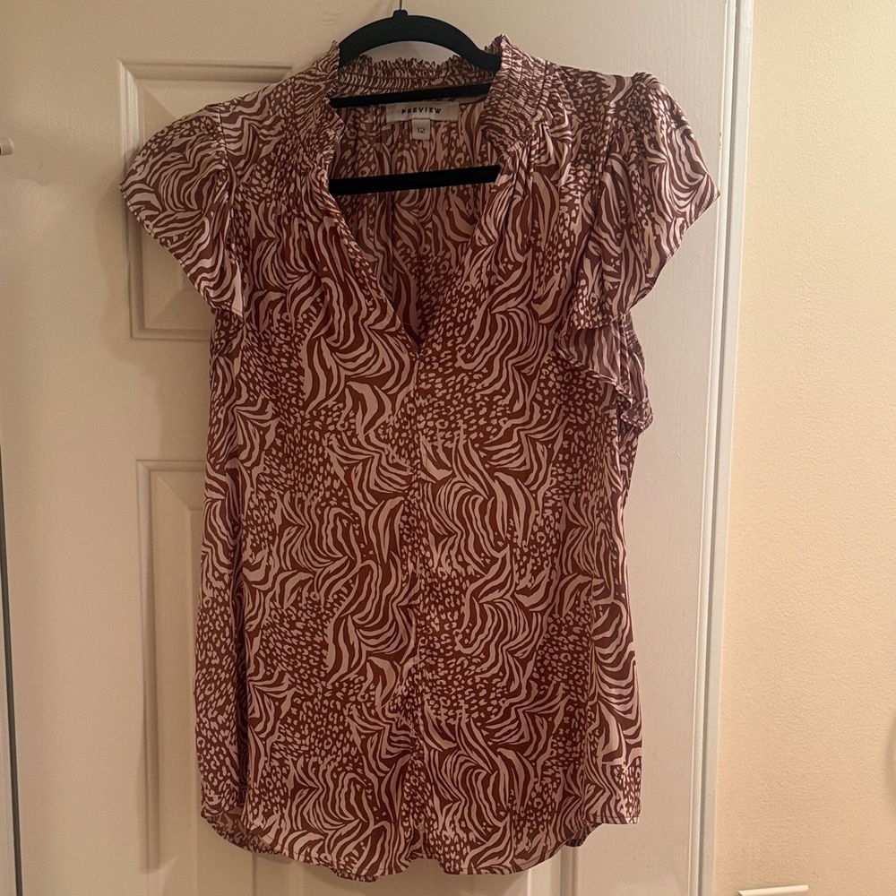 Stylish Brown and White Patterned Blouse